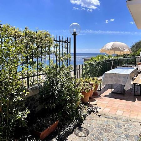 Ocean View Villa With Fast Wi-Fi And Elevator To Town Levanto Eksteriør billede